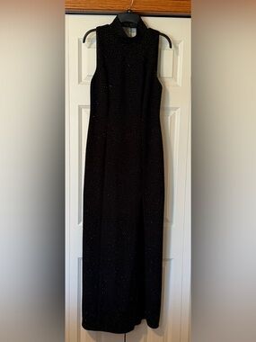 Sleeveless Black Maxi Dress with Subtle Sparkle